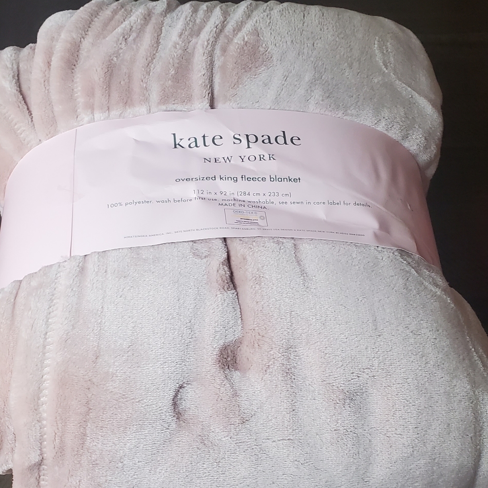 Kate spade New York oversized king fleece blanket